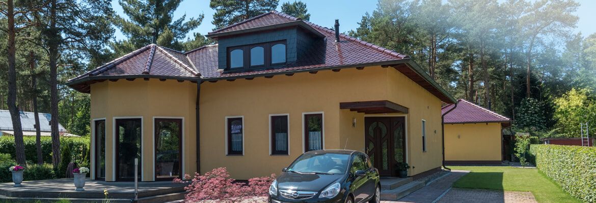 Hausbau in modernem Holzrahmenbau aus Brandenburg